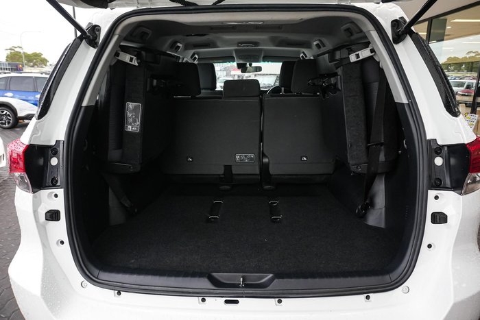 2022 Toyota Fortuner GX