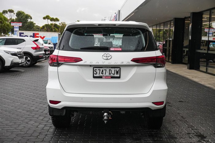 2022 Toyota Fortuner GX