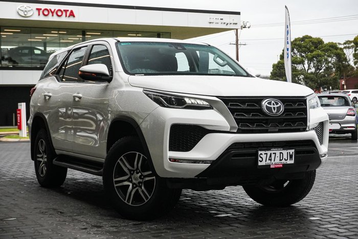 2022 Toyota Fortuner GX