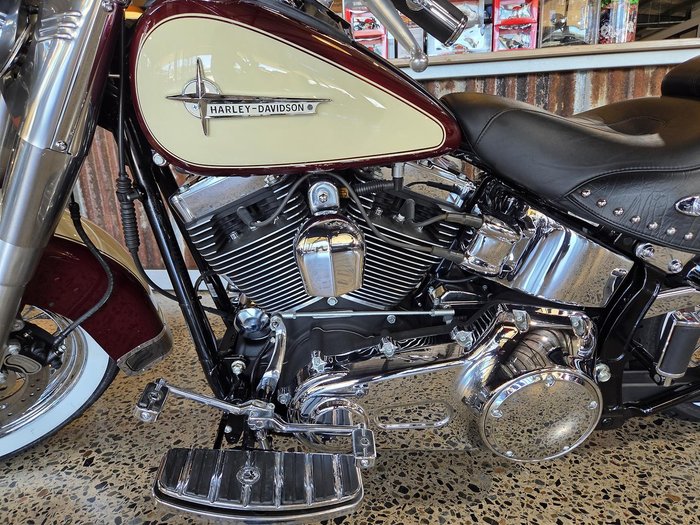 2007 Harley-Davidson Heritage Softail Classic 1584 (FLSTC)