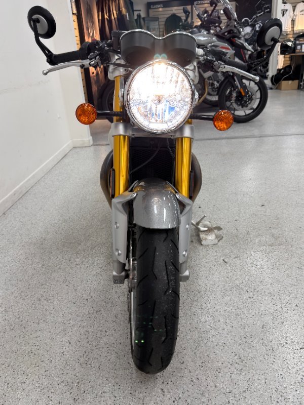 2017 Triumph THRUXTON R Silver