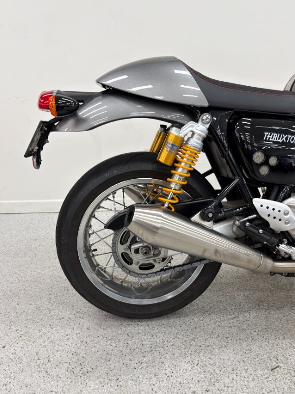 2017 Triumph THRUXTON R Silver