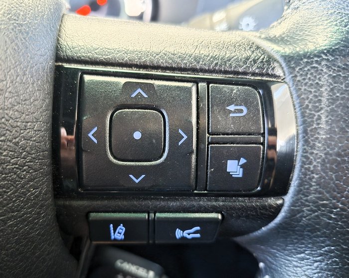 2019 Toyota Hilux Rogue