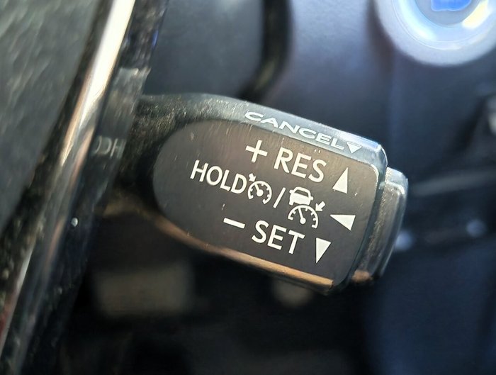 2019 Toyota Hilux Rogue