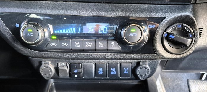 2019 Toyota Hilux Rogue