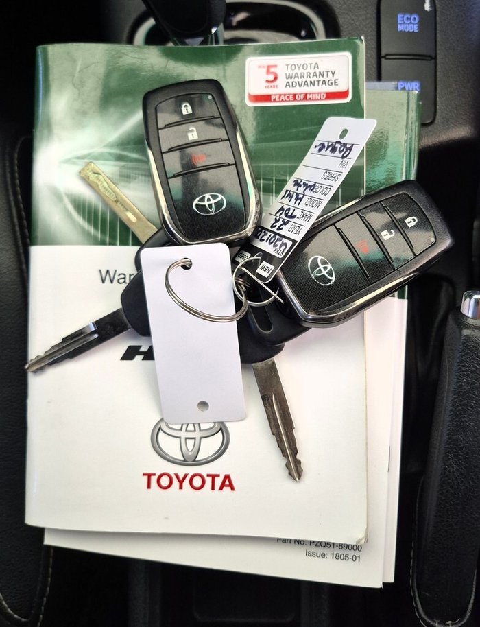 2019 Toyota Hilux Rogue