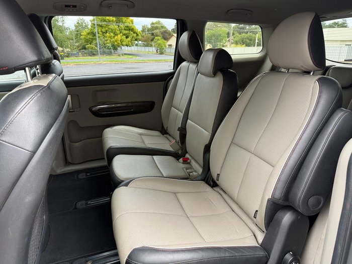 2020 Kia Carnival SLi