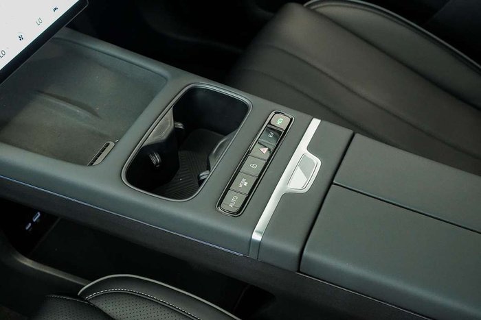 2025 Jaecoo J7 SHS Summit