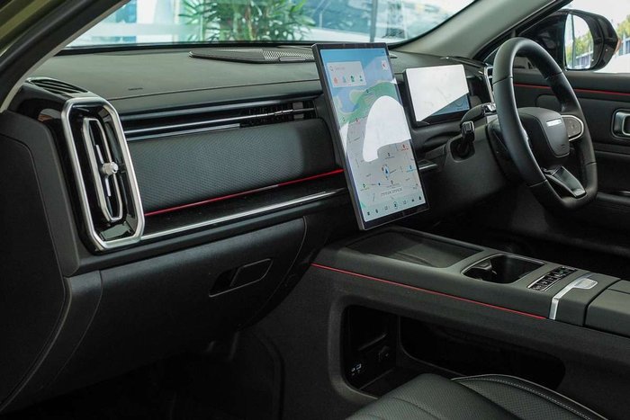 2025 Jaecoo J7 SHS Summit