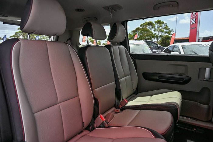 2019 Kia Carnival Platinum