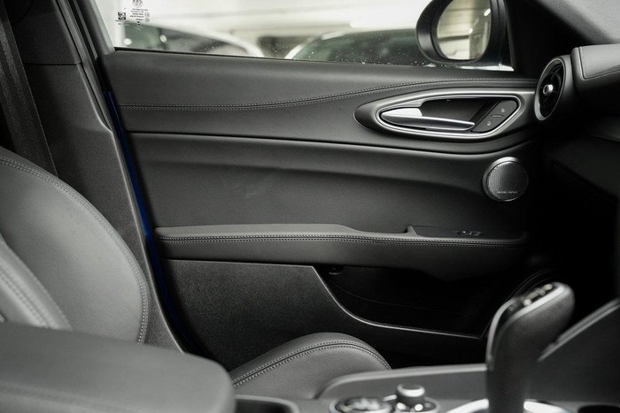 2023 Alfa Romeo Giulia Veloce