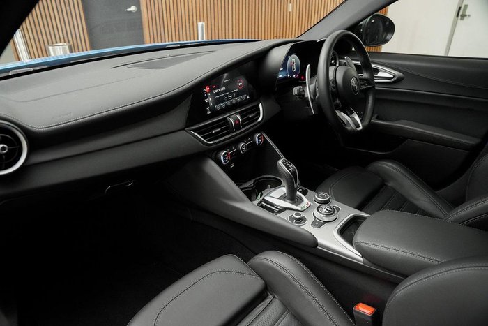 2023 Alfa Romeo Giulia Veloce