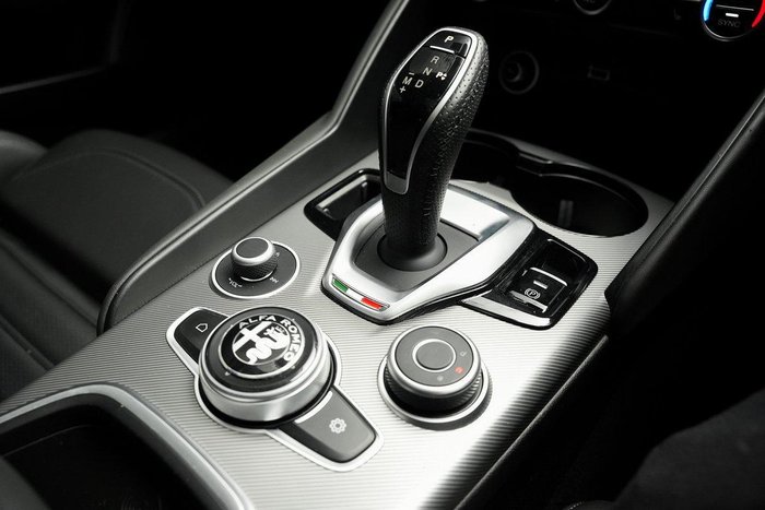 2023 Alfa Romeo Giulia Veloce