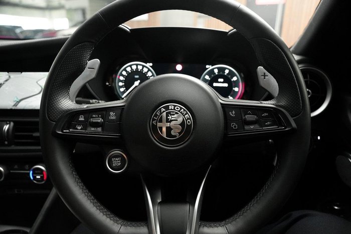 2023 Alfa Romeo Giulia Veloce