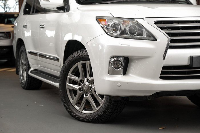 2015 Lexus LX 570