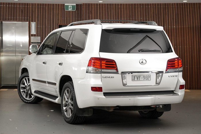 2015 Lexus LX 570