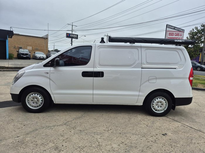 2014 Hyundai iLoad TQ2-V MY14 Creamy White
