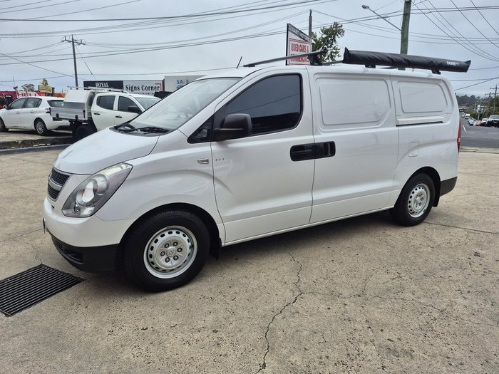 2014 Hyundai iLoad TQ2-V MY14 Creamy White