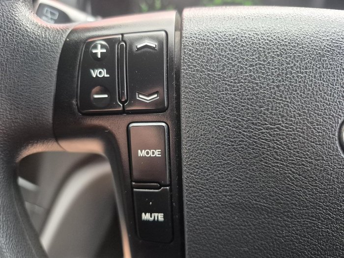 2014 Hyundai iLoad TQ2-V MY14 Creamy White