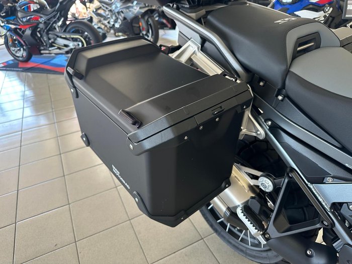 2025 BMW R 1300 GS Adventure Triple Black R 1300 Black