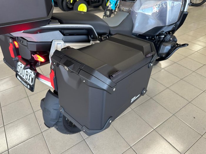 2025 BMW R 1300 GS Adventure Triple Black R 1300 Black