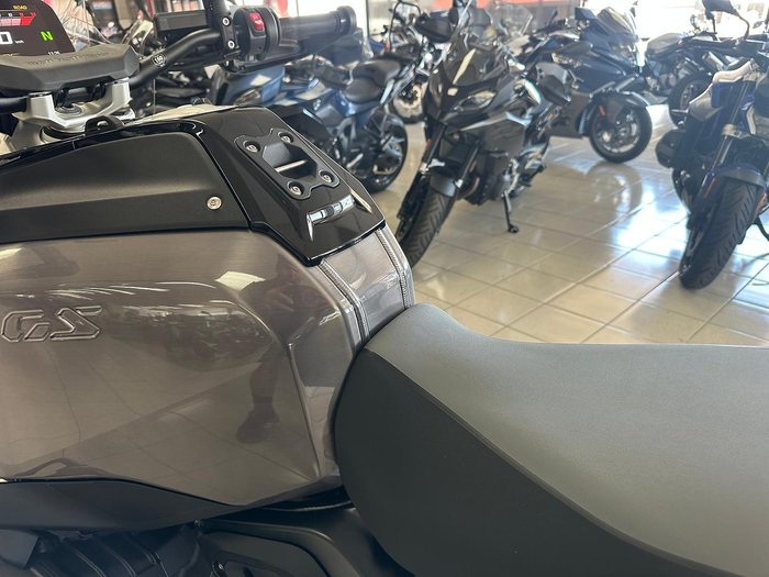 2025 BMW R 1300 GS Adventure Triple Black R 1300 Black