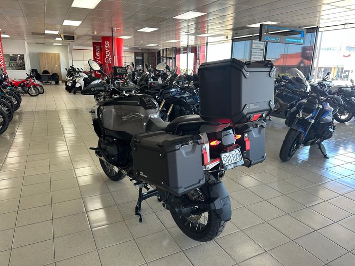 2025 BMW R 1300 GS Adventure Triple Black R 1300 Black