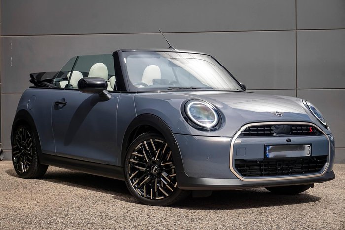 2025 MINI Cooper S Favoured