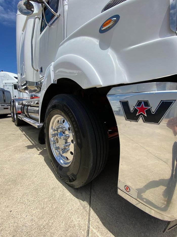 2018 Western Star 5800 Series 5864SS