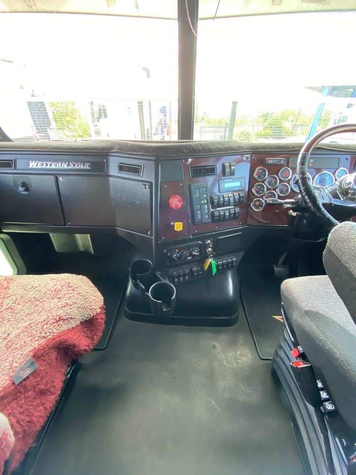 2018 Western Star 5800 Series 5864SS