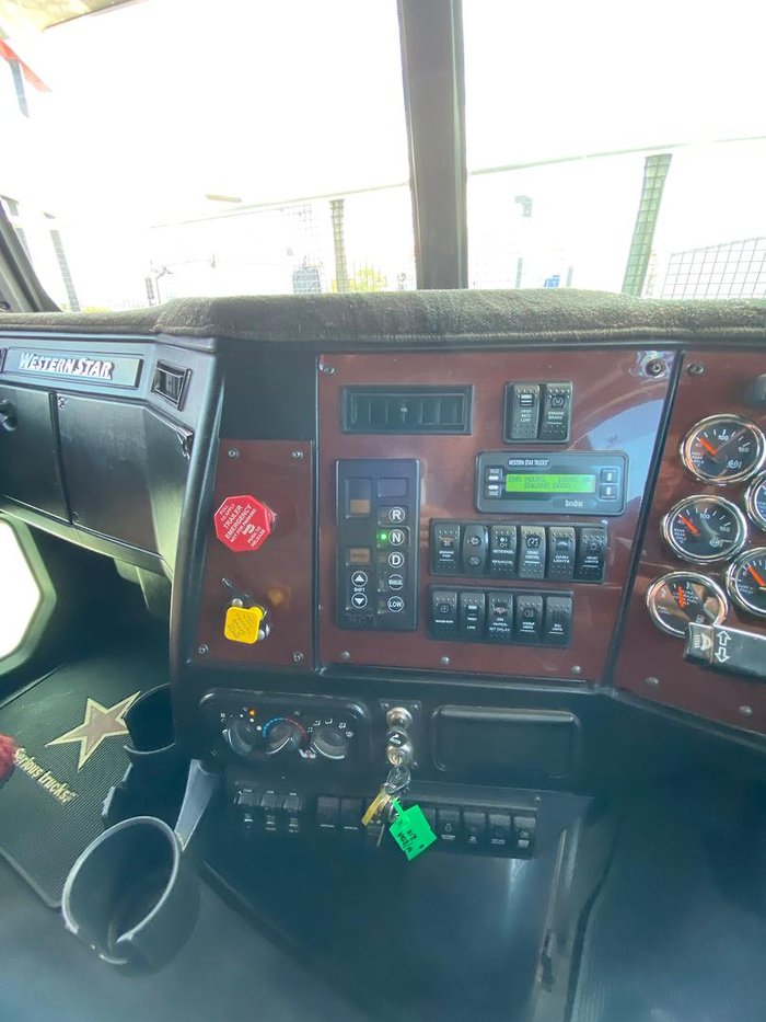 2018 Western Star 5800 Series 5864SS