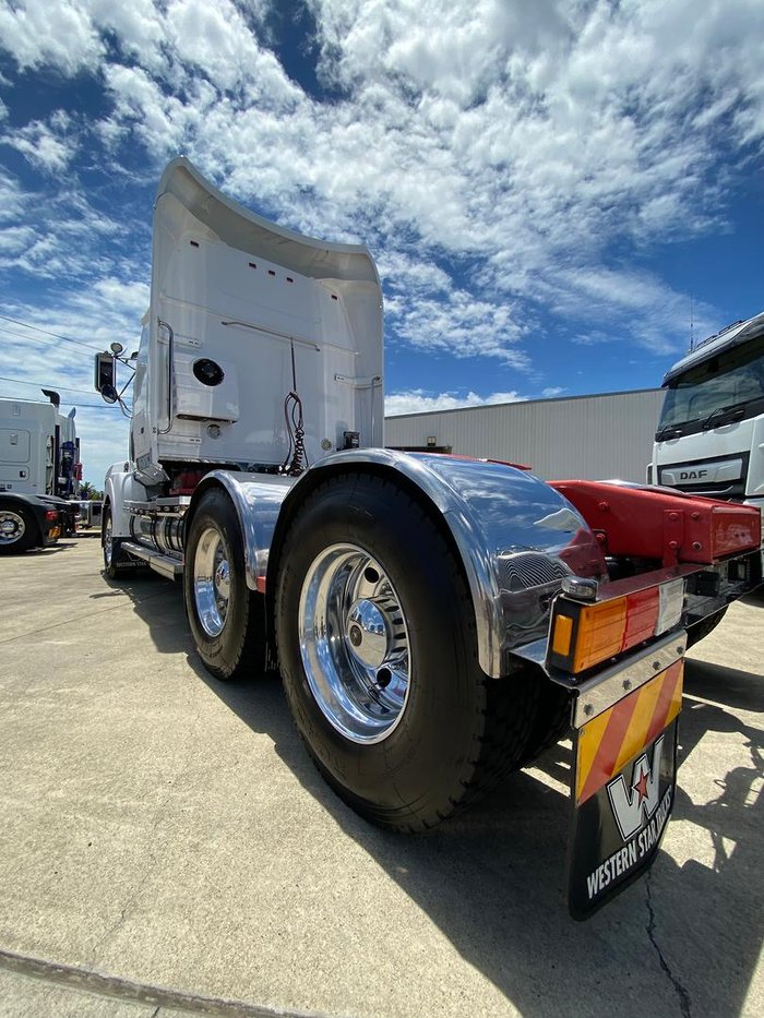 2018 Western Star 5800 Series 5864SS