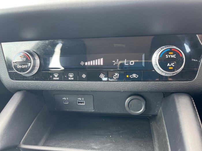 2023 Mitsubishi Outlander ES