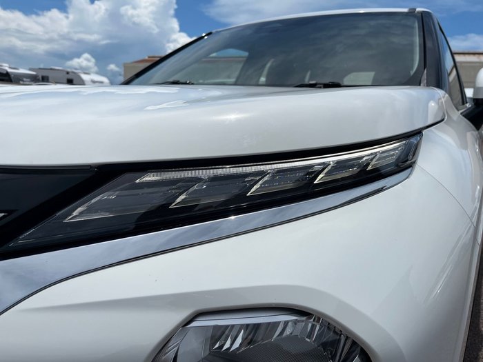 2023 Mitsubishi Outlander ES