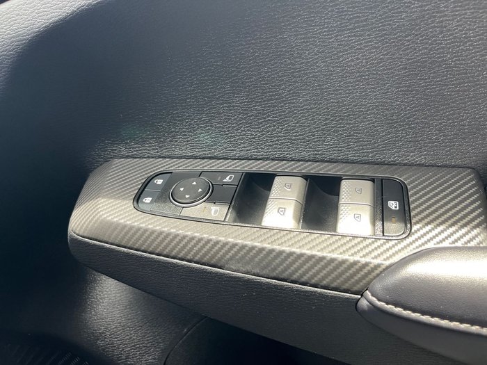 2023 Mitsubishi Outlander ES