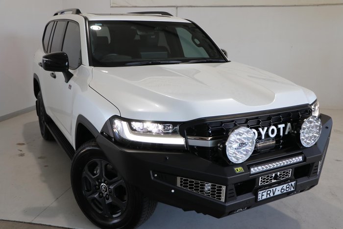 2025 Toyota Landcruiser GR Sport