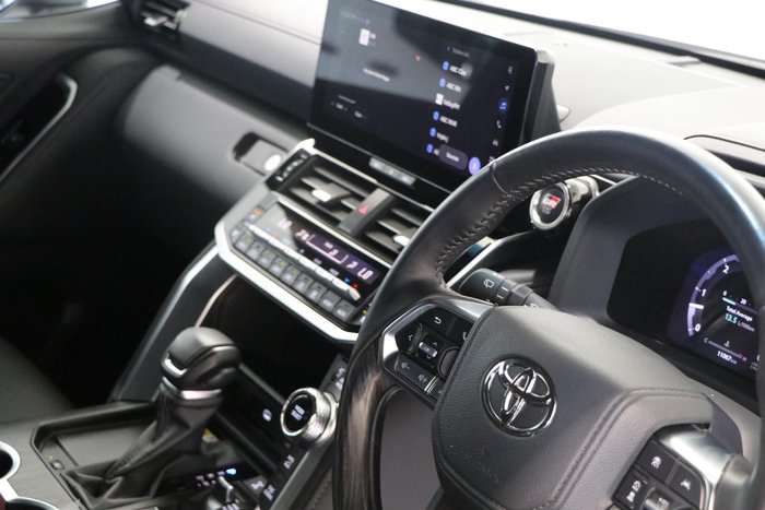 2025 Toyota Landcruiser GR Sport