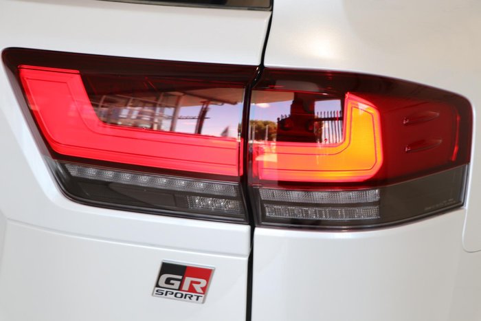 2025 Toyota Landcruiser GR Sport