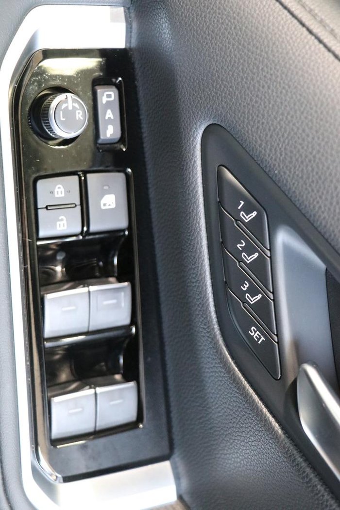 2025 Toyota Landcruiser GR Sport