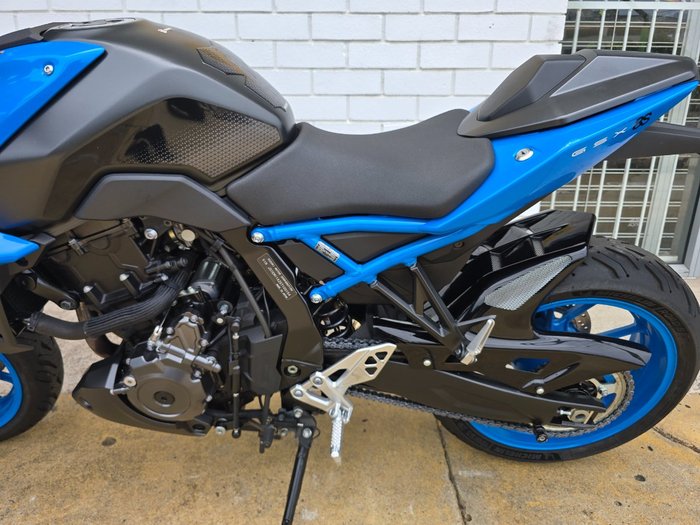 2023 Suzuki GSX-8S Blue
