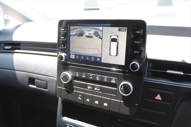 2025 Hyundai STARIA LOAD