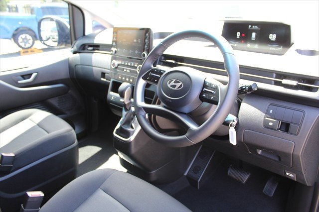 2025 Hyundai STARIA LOAD