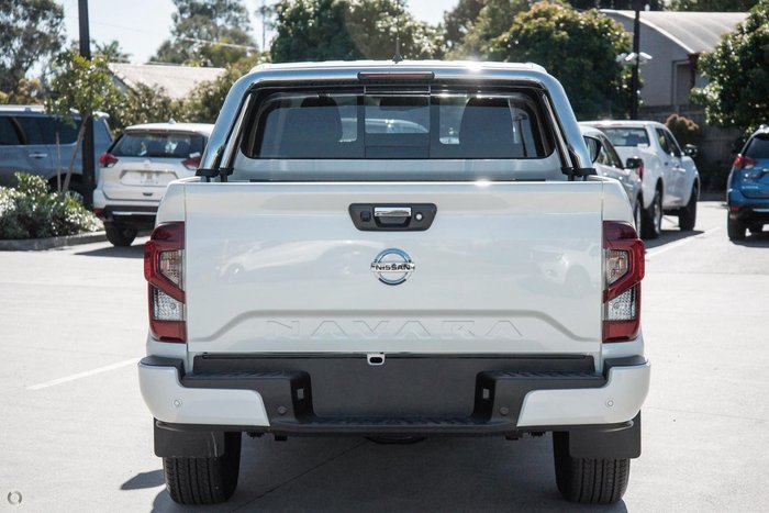 2025 Nissan Navara ST-X