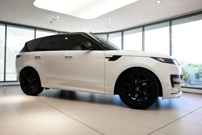 2025 Land Rover Range Rover Sport D250 Dynamic SE