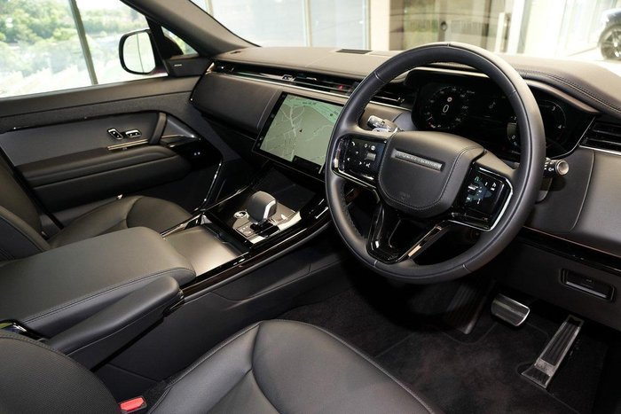 2025 Land Rover Range Rover Sport D250 Dynamic SE