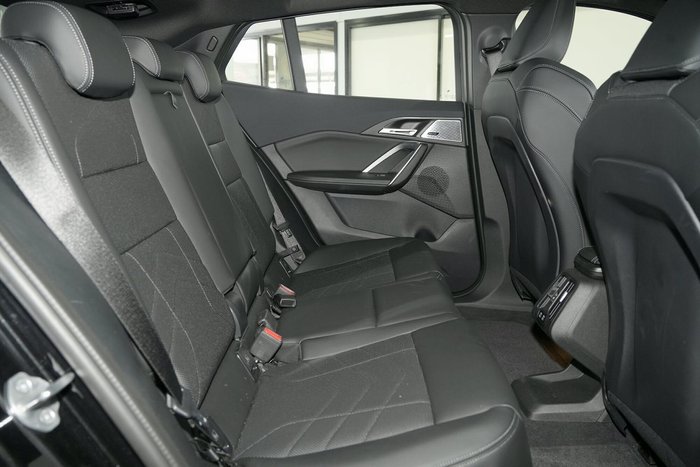 2024 BMW iX2 eDrive20 M Sport