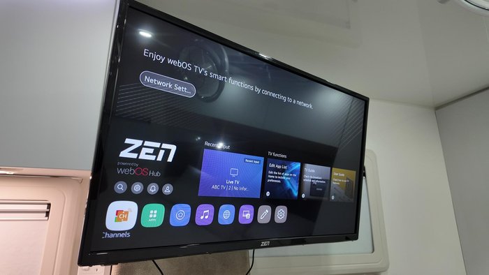 2025 Urban Caravans Skt Edition 17'10