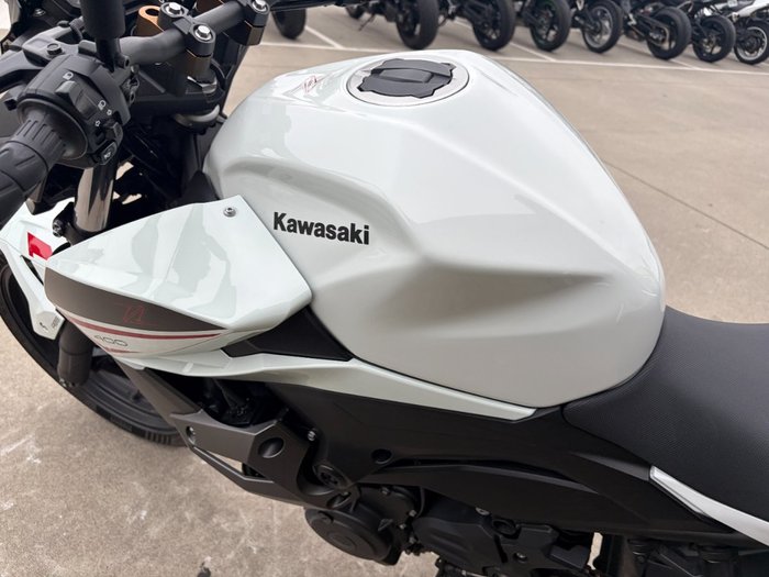 2022 Kawasaki Z400