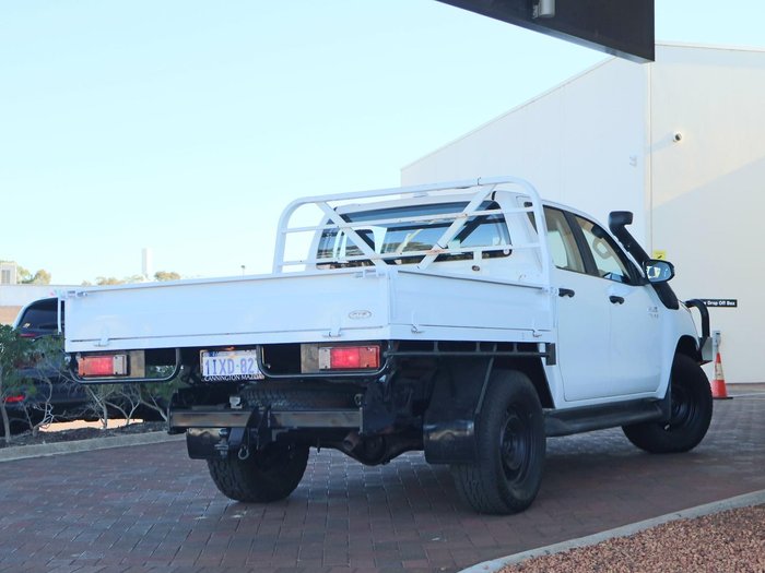 2022 Toyota Hilux SR