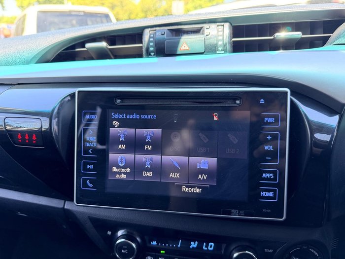 2016 Toyota Hilux SR5